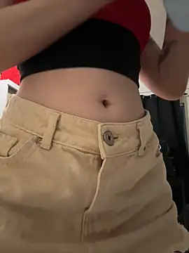 Morguisssz online show from November 2025 02:44:01 AM