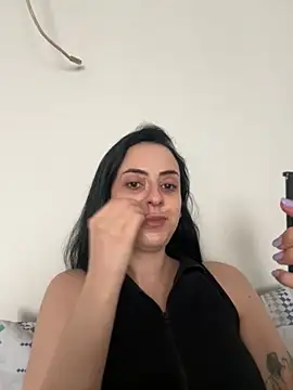 Morguisssz online show from December 2025 01:38:02 PM