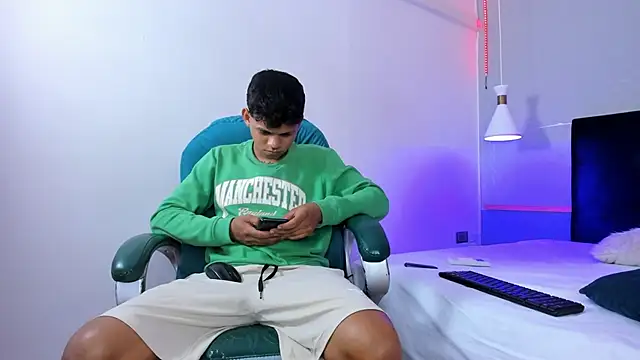 Snapshot of Jeffry_wolvess chatting on March 2026 11:53:02 PM Jeffry wolvess online show from March 2026 11:53:02 PM