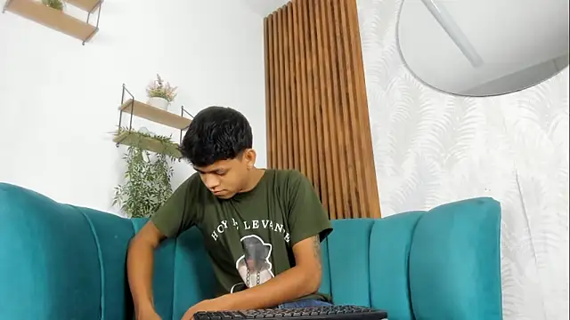 Snapshot of Jeffry_wolvess chatting on March 2026 12:38:02 PM Jeffry wolvess online show from March 2026 12:38:02 PM