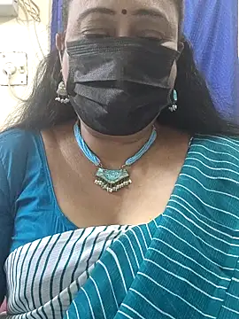 Snapshot of rekha_naier chatting on May 2026 05:53:01 PM rekha naier online show from May 2026 05:53:01 PM