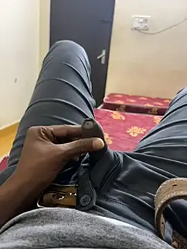 krishking1117 online show from December 2024 09:06:02 AM