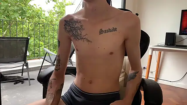 Den BlueXx online show from February 2025 11:28:01 AM