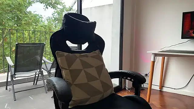 Den BlueXx online show from March 2025 12:57:02 PM