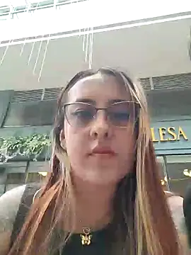 Snapshot of SarahXRusso chatting on December 2024 08:37:01 PM SarahXRusso online show from December 2024 08:37:01 PM