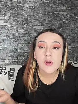 Snapshot of SarahXRusso chatting on January 2025 01:20:02 AM SarahXRusso online show from January 2025 01:20:02 AM