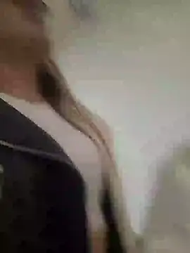 Snapshot of SarahXRusso chatting on January 2025 09:36:01 PM SarahXRusso online show from January 2025 09:36:01 PM