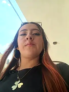 Snapshot of SarahXRusso chatting on March 2025 08:34:01 PM SarahXRusso online show from March 2025 08:34:01 PM