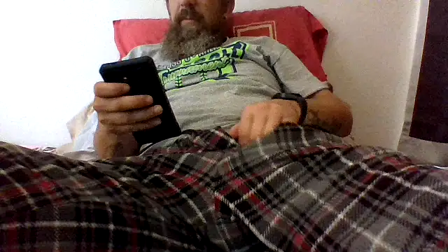 Snapshot of Huskers2020 chatting on October 2025 03:02:01 PM Huskers2020 online show from October 2025 03:02:01 PM