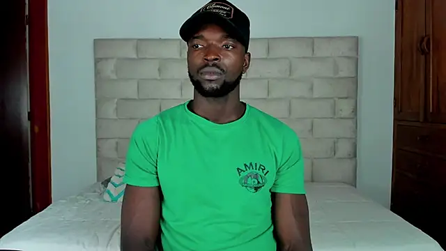 Dylan Taylor online show from November 2025 12:26:01 PM