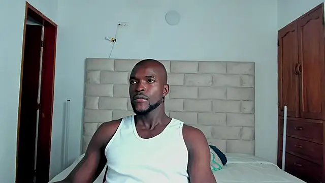 Dylan Taylor online show from December 2025 06:35:02 PM