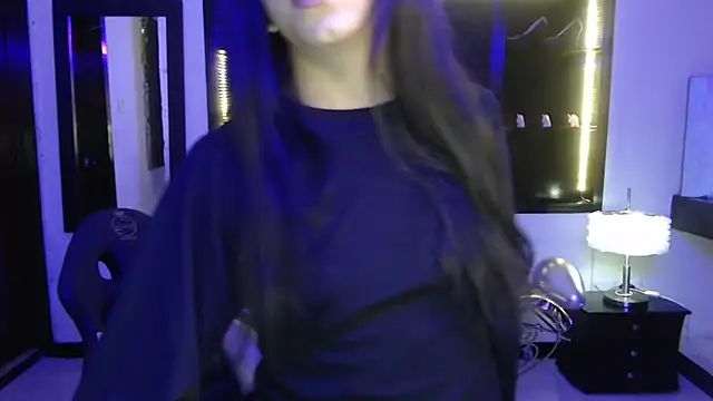 Snapshot of Angela_Diaz_ chatting on January 2025 02:12:02 PM Angela Diaz online show from January 2025 02:12:02 PM