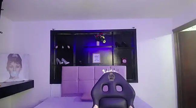 Snapshot of Angela_Diaz_ chatting on January 2025 12:45:02 PM Angela Diaz online show from January 2025 12:45:02 PM