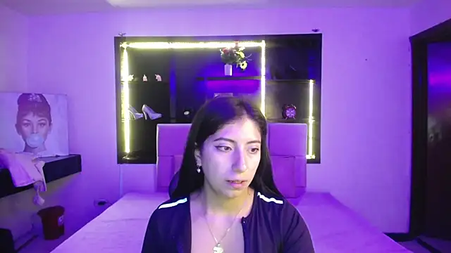 Snapshot of Angela_Diaz_ chatting on January 2025 11:03:01 AM Angela Diaz online show from January 2025 11:03:01 AM