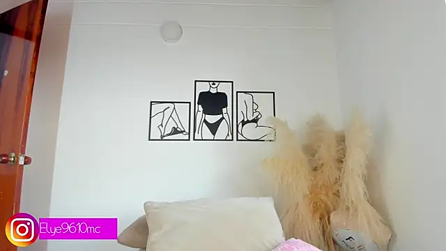 ellie mcdonald online show from April 2026 09:15:02 PM