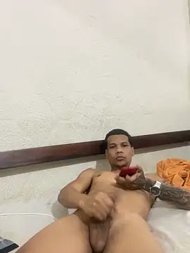 Snapshot of NovoRio chatting on December 2024 02:11:02 PM NovoRio online show from December 2024 02:11:02 PM