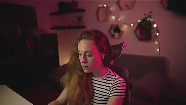 Berberis  Silene online show from October 2025 04:28:01 PM