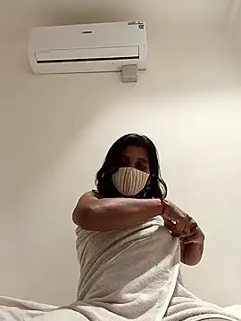 Snapshot of Tamil_Shalini_Lustyy chatting on February 2025 10:28:02 AM Tamil Shalini Lustyy online show from February 2025 10:28:02 AM