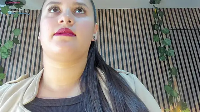 Snapshot of Victoria_Ponce1 chatting on February 2025 08:02:02 PM Victoria Ponce1 online show from February 2025 08:02:02 PM