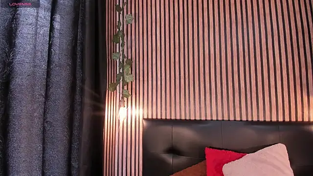 Snapshot of Victoria_Ponce1 chatting on February 2025 06:40:02 PM Victoria Ponce1 online show from February 2025 06:40:02 PM