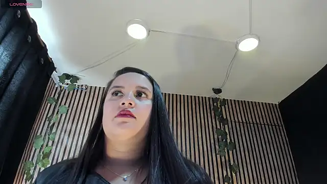 Snapshot of Victoria_Ponce1 chatting on February 2025 07:33:02 PM Victoria Ponce1 online show from February 2025 07:33:02 PM