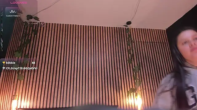 Snapshot of Victoria_Ponce1 chatting on February 2025 10:18:02 PM Victoria Ponce1 online show from February 2025 10:18:02 PM