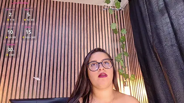 Snapshot of Victoria_Ponce1 chatting on September 2025 09:18:01 PM Victoria Ponce1 online show from September 2025 09:18:01 PM