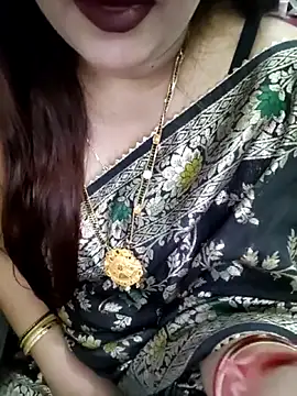 Mayuri77 online show from November 2025 06:46:01 AM