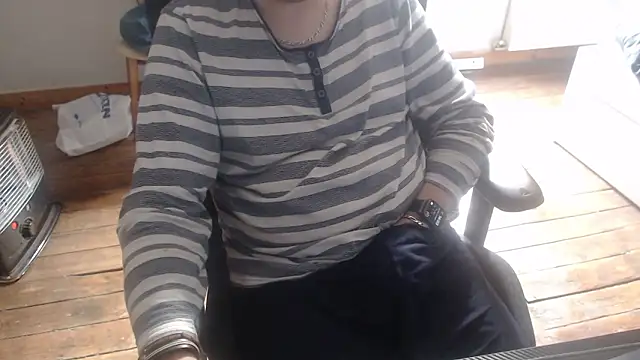 mancreeed online show from January 2026 01:05:02 PM