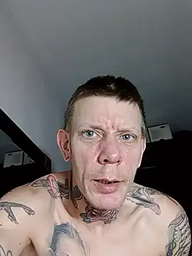 Tattooguy 86 online show from December 2025 08:43:01 AM