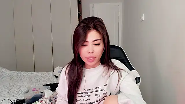 may mia online show from March 2026 07:26:02 AM