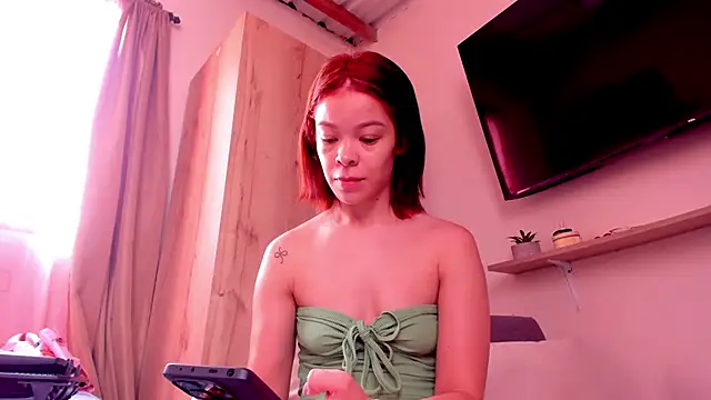 Snapshot of sofiaVelez01 chatting on June 2026 04:34:02 PM sofiaVelez01 online show from June 2026 04:34:02 PM