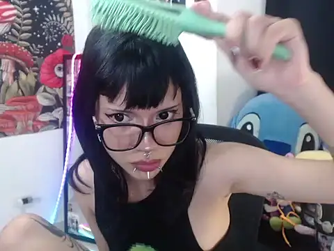 hachi kitty online show from July 2026 11:56:01 PM