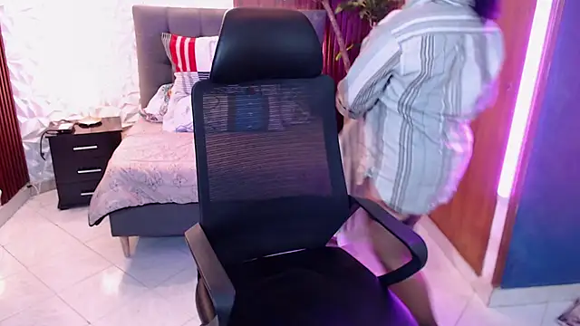 ashleylove prg online show from February 2025 07:41:01 AM