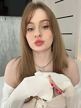 Snapshot of CaseyCumFace chatting on January 2025 07:45:01 PM CaseyCumFace online show from January 2025 07:45:01 PM