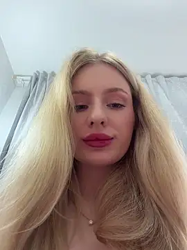Snapshot of CaseyCumFace chatting on June 2026 08:35:01 PM CaseyCumFace online show from June 2026 08:35:01 PM