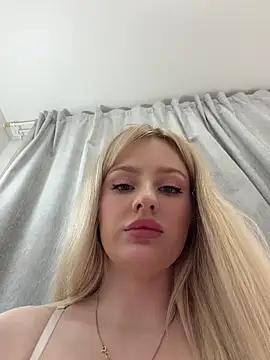 Snapshot of CaseyCumFace chatting on July 2026 08:52:02 PM CaseyCumFace online show from July 2026 08:52:02 PM