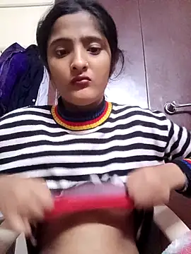 Snapshot of BabySlimmy10 chatting on December 2025 07:53:01 PM BabySlimmy10 online show from December 2025 07:53:01 PM