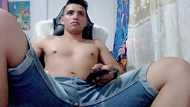 danilo302209 online show from February 2025 08:28:01 PM