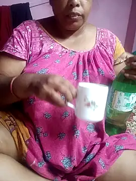 Hotty-rumi online show from October 2025 04:29:02 PM