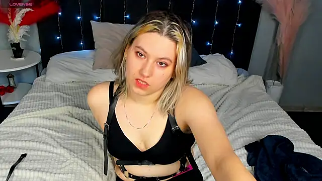 Bonni Meiz online show from February 2025 04:37:02 PM