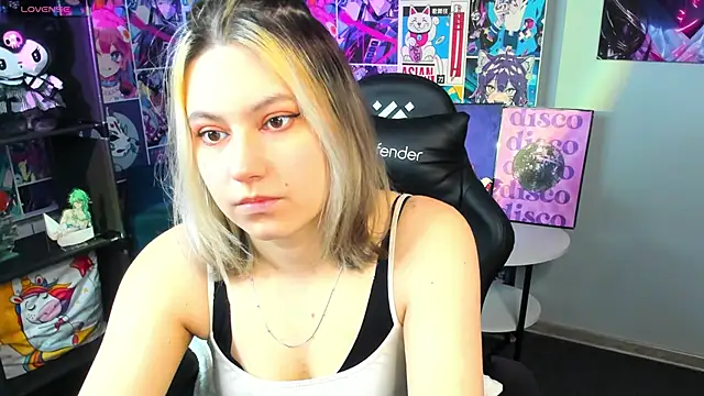 Bonni Meiz online show from February 2025 03:53:01 AM