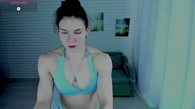 Lisa Ray online show from March 2026 08:18:01 AM