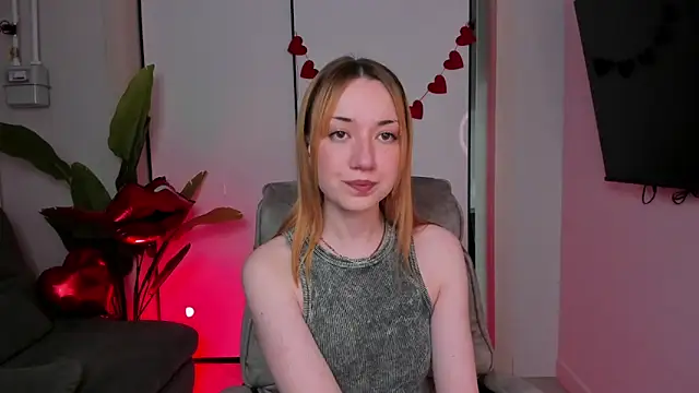 Snapshot of Maddy_Garcia chatting on February 2025 02:57:02 AM Maddy Garcia online show from February 2025 02:57:02 AM