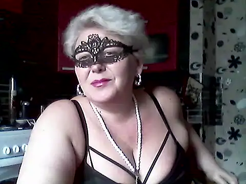 Lisa Suzie online show from April 2026 10:05:01 AM
