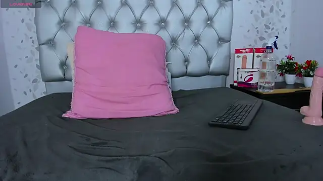 candymery online show from March 2025 07:15:02 PM