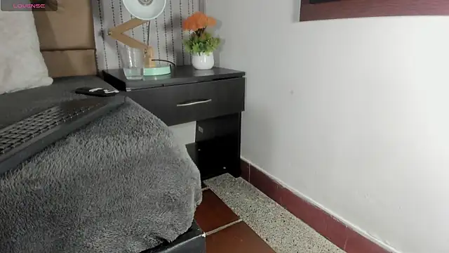 candymery online show from October 2025 07:22:02 PM