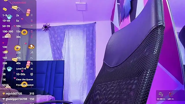 dakota-bright01 online show from January 2025 06:56:02 PM