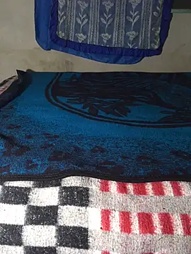 manuamador online show from October 2025 04:01:02 AM