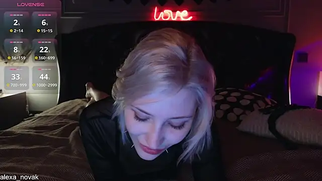 Snapshot of alexa_novak chatting on February 2025 01:38:01 AM alexa novak online show from February 2025 01:38:01 AM